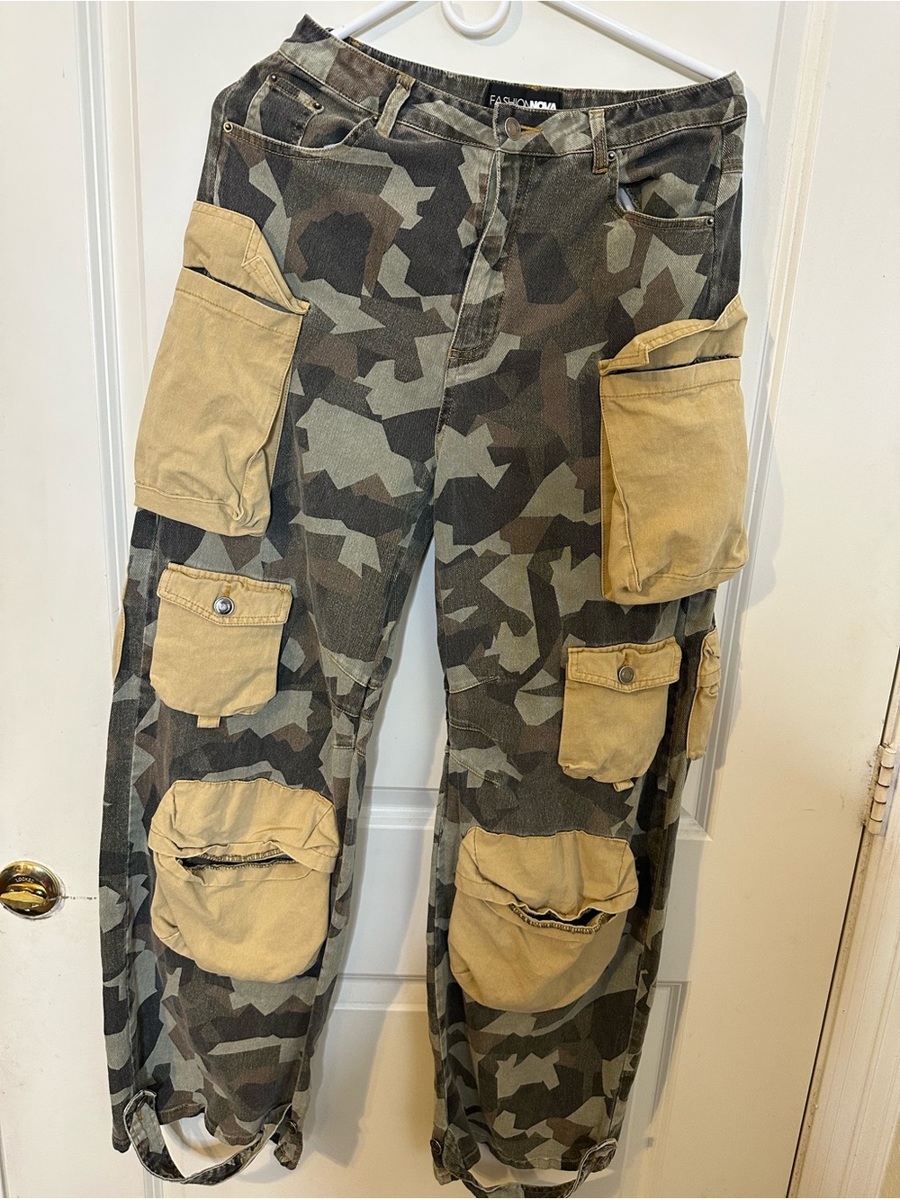 Fashion Nova Womenโs Camouflage Cargo Pants with Tan Utility Pockets